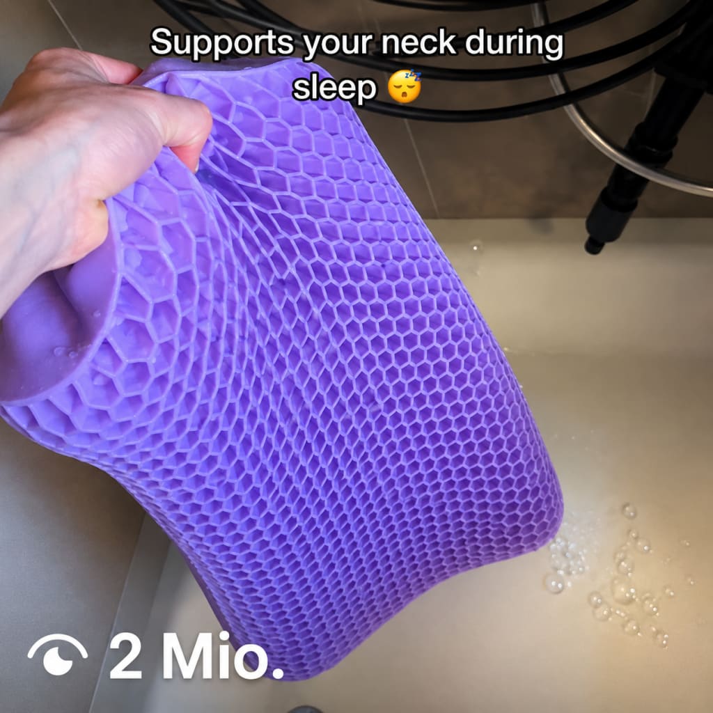 SoleFix™ Ergonomic Cooling Pillow
